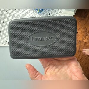 Havaianas Black Textured Clutch no pull tie